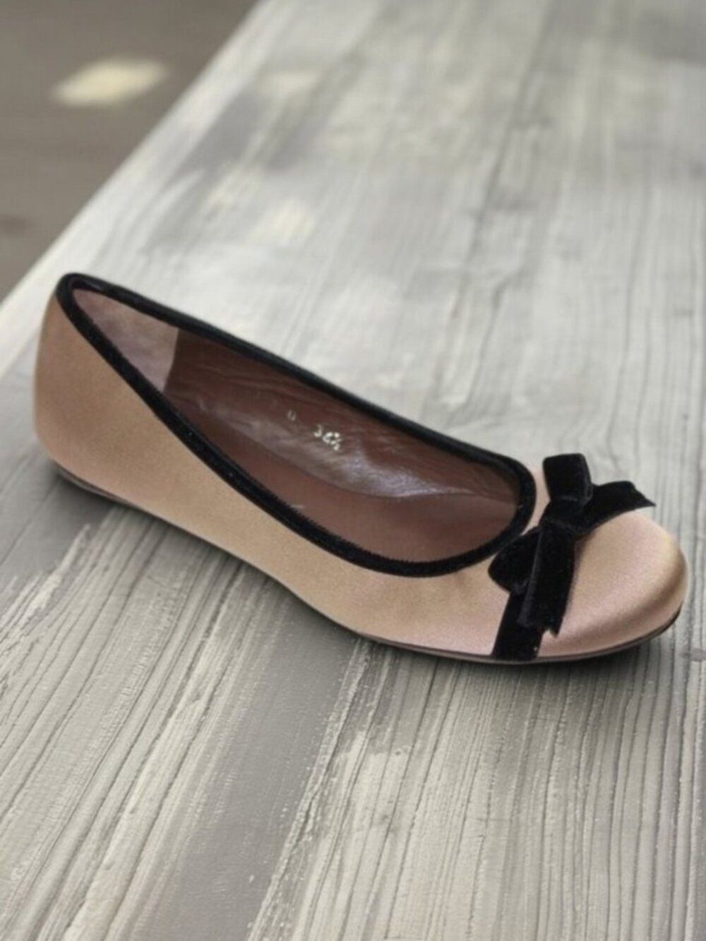 Pedro Garcia Satin Styling Velvet Bow Rounded Toe Ballet Flats US Size 6.5